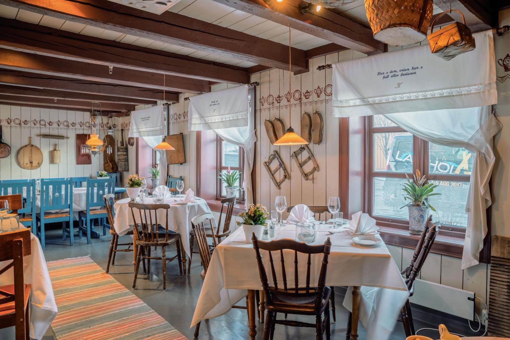 Anker Brygge Hotel Svolvaer Ngoại thất bức ảnh Restaurant interior